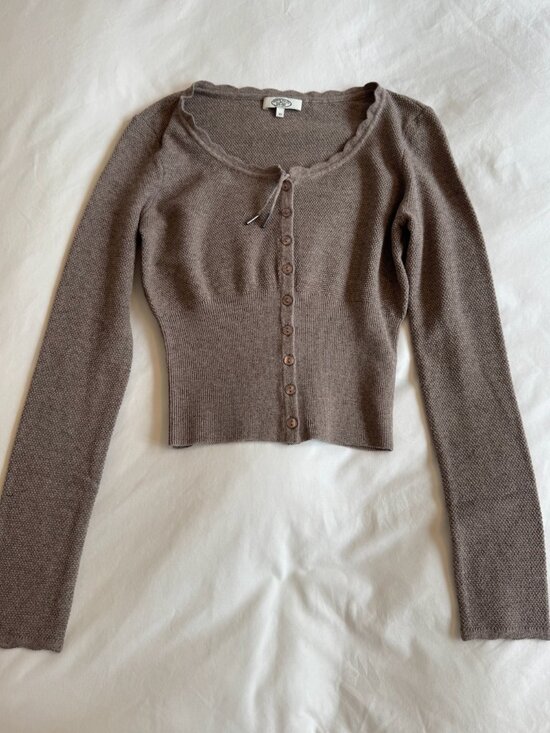 Mirror Palais Sweaters - Mirror palais brown cardigan with scalloped trim and buttons